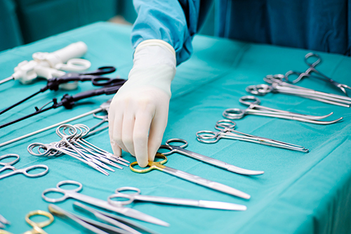 Хирургические инструменты для операций